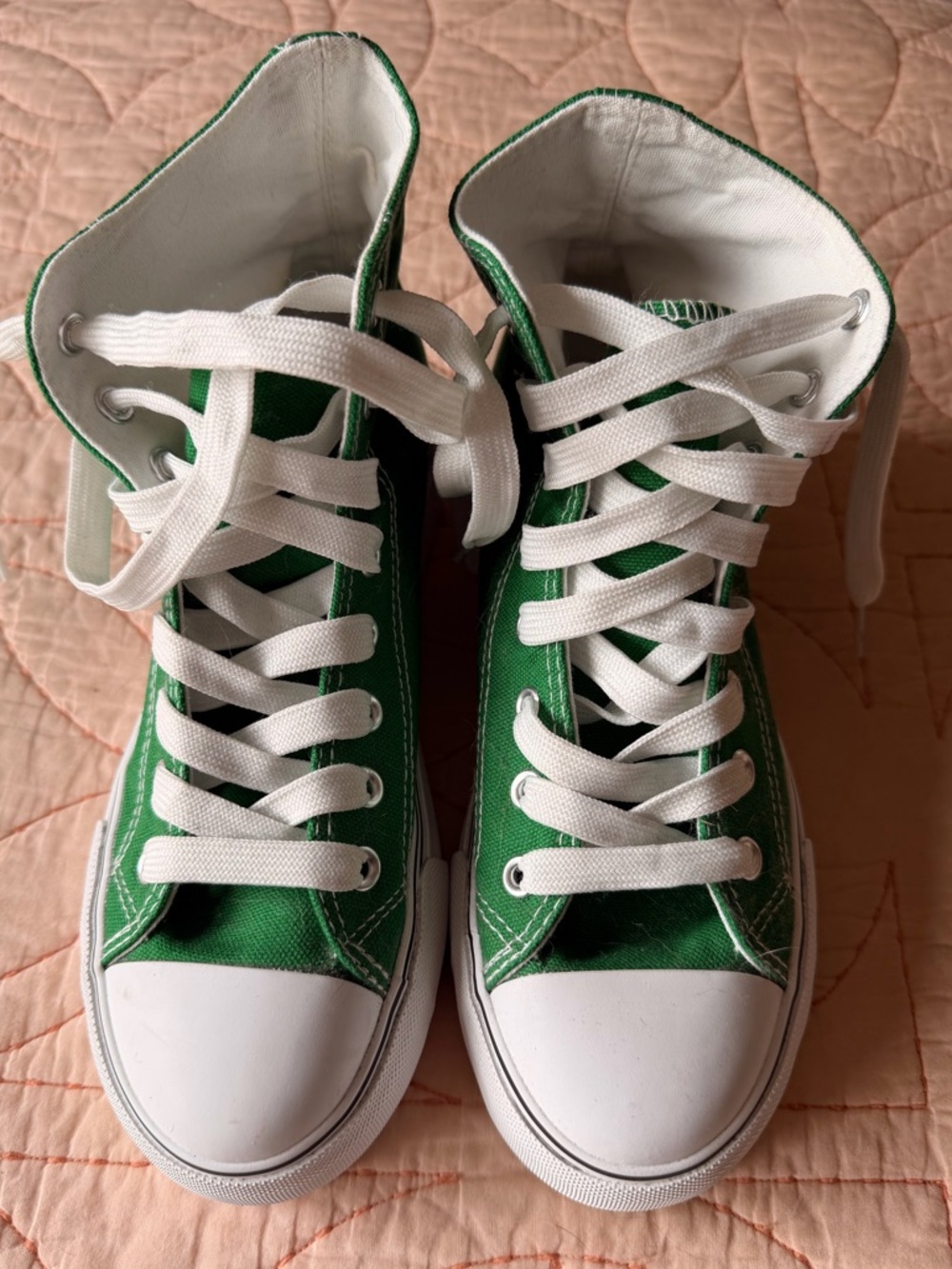 Green High-Top Canvas Sneakers for Women - Casual Lace-Up
